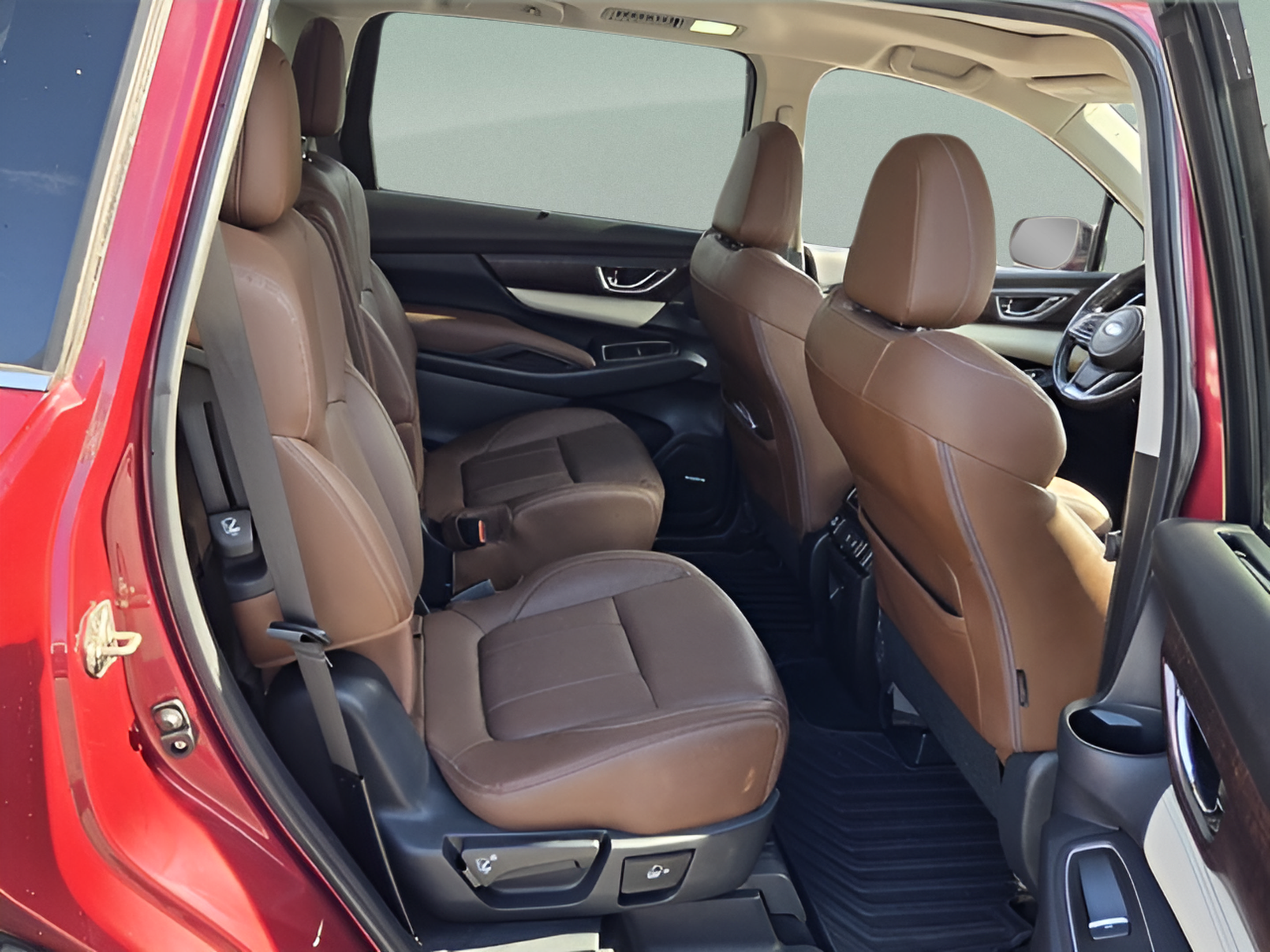 Used 2019 Subaru Ascent Touring AWD/4WD image 14