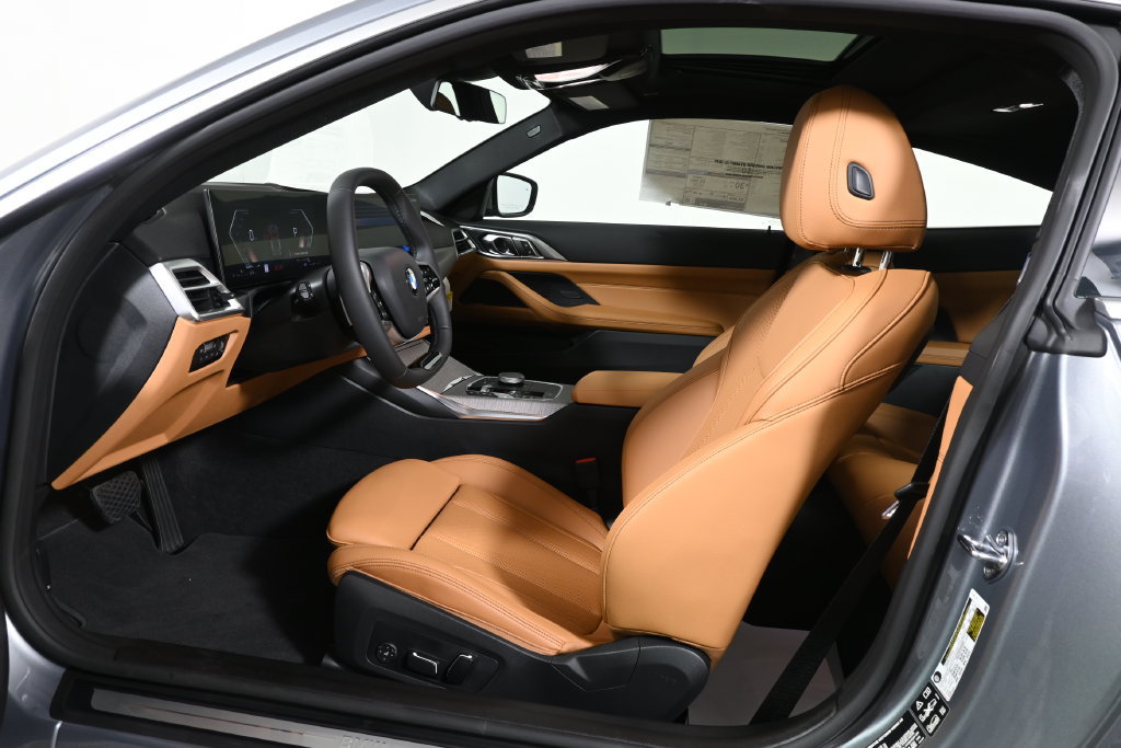 New 2027 BMW 430i Coupe w/ Parking Assistance Package AWD/4WD image 3