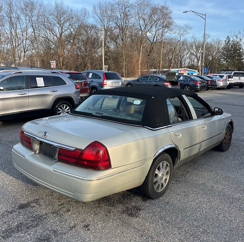 Used 2004 Mercury Grand Marquis LS RWD image 5
