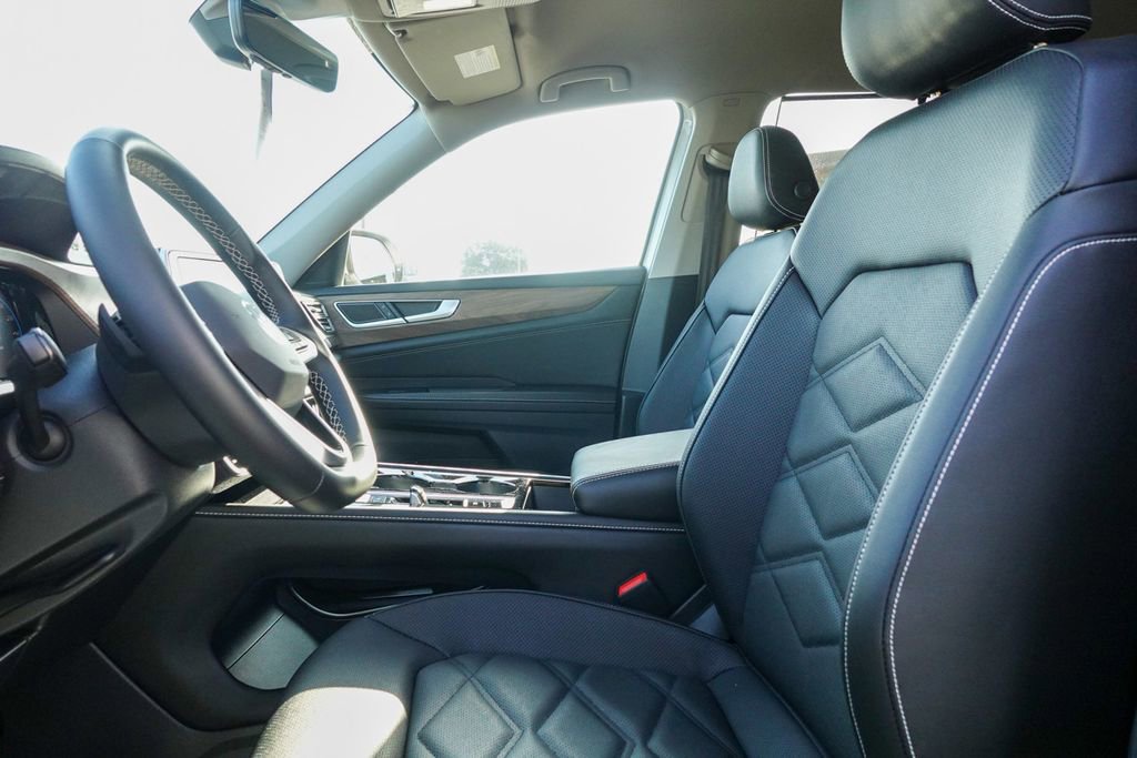 New 2026 Volkswagen Atlas SE image 13