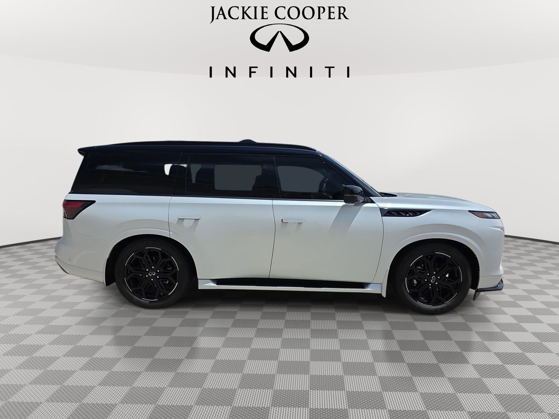 New 2026 INFINITI QX80 4WD w/ Sport Exterior Package image 4
