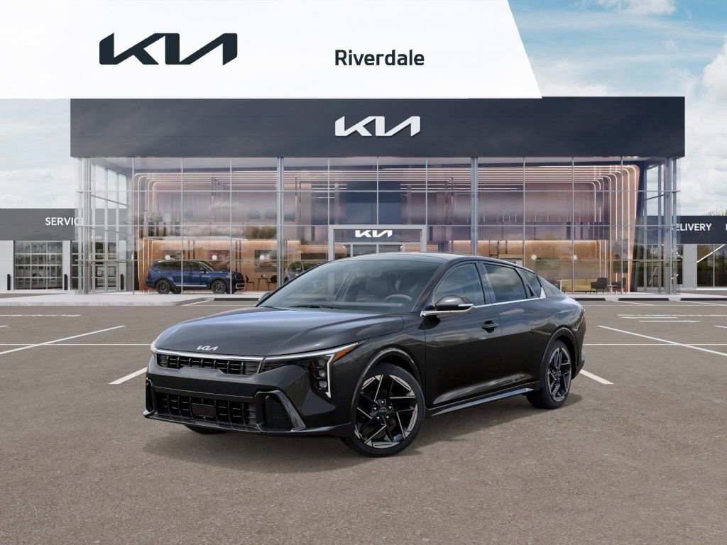 Used 2025 Kia K4 GT-Line w/ GT-Line Premium Package FWD image 1