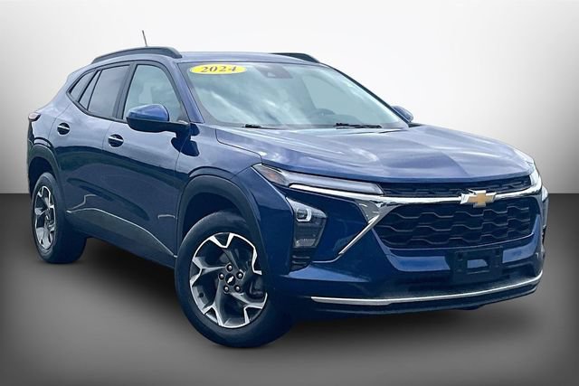 Used 2024 Chevrolet Trax LT w/ Driver Confidence Package FWD image 10