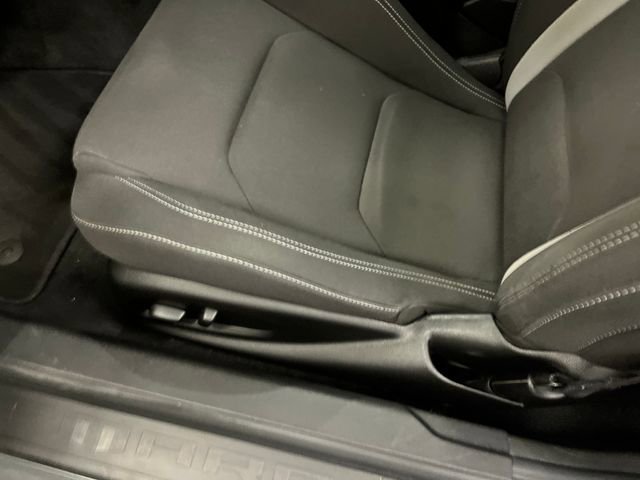 Used 2023 Chevrolet Camaro LT w/ Technology Package image 11