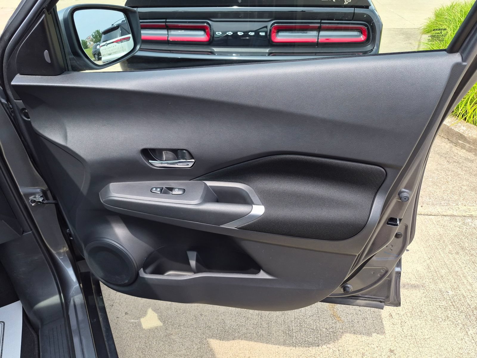Certified 2022 Nissan Kicks SV FWD image 32