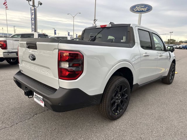 New 2026 Ford Maverick Lariat w/ Black Appearance Package AWD/4WD image 5