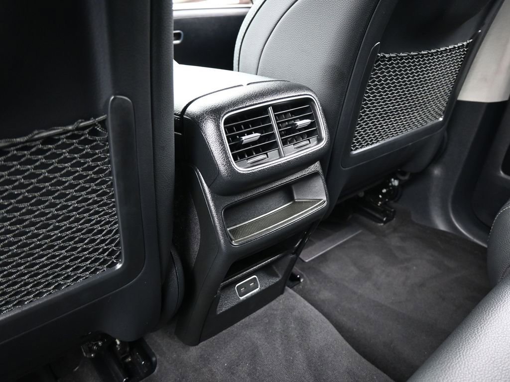 Used 2024 Mercedes-Benz GLE 450 4MATIC image 42