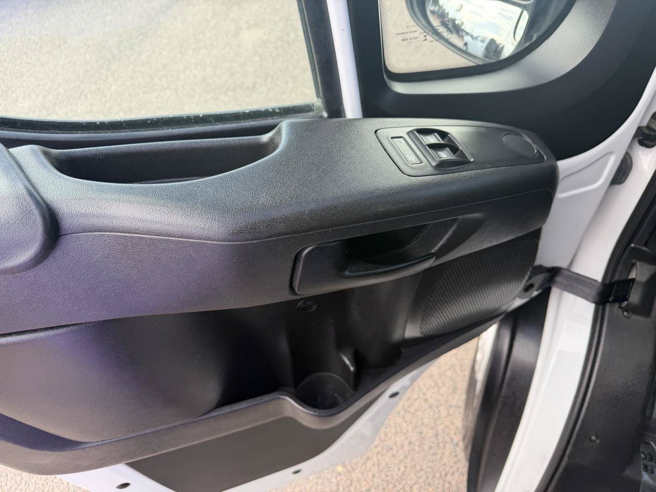 Used 2023 RAM ProMaster 2500 FWD image 13