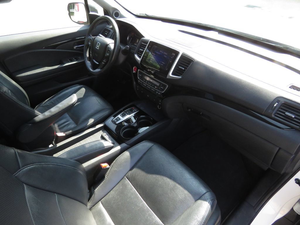 Used 2018 Honda Pilot Elite image 13