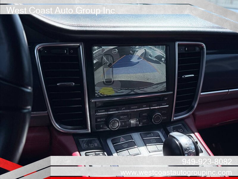 Used 2015 Porsche Panamera 4S AWD/4WD image 22