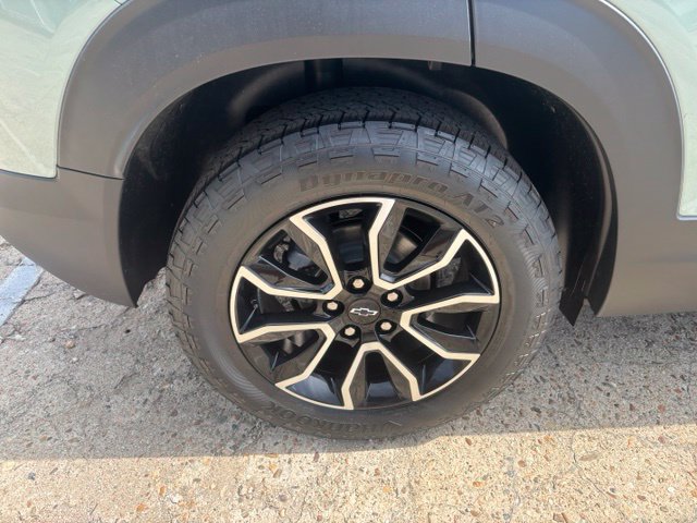 New 2026 Chevrolet TrailBlazer ACTIV w/ Convenience Package FWD image 9