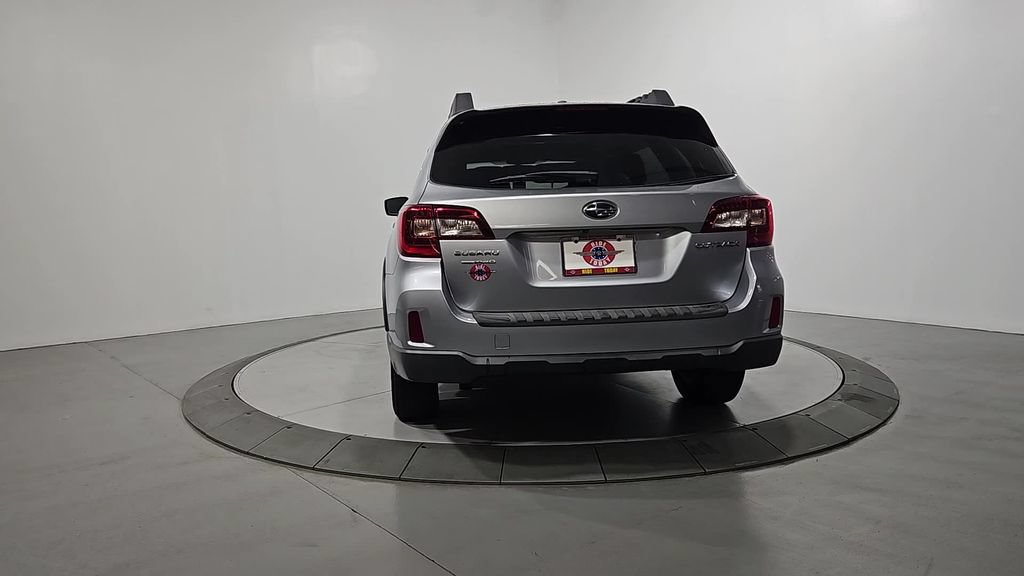 Used 2015 Subaru Outback 2.5i Premium AWD/4WD image 4