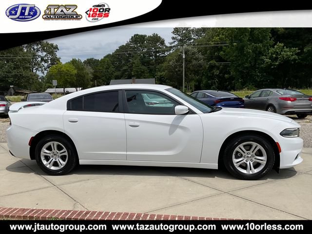Used 2015 Dodge Charger SE RWD image 8