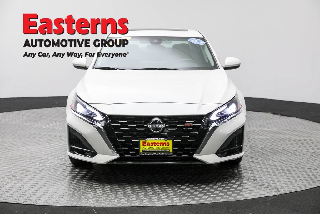 Used 2024 Nissan Altima 2.5 SV w/ SV Premium Package AWD/4WD image 4