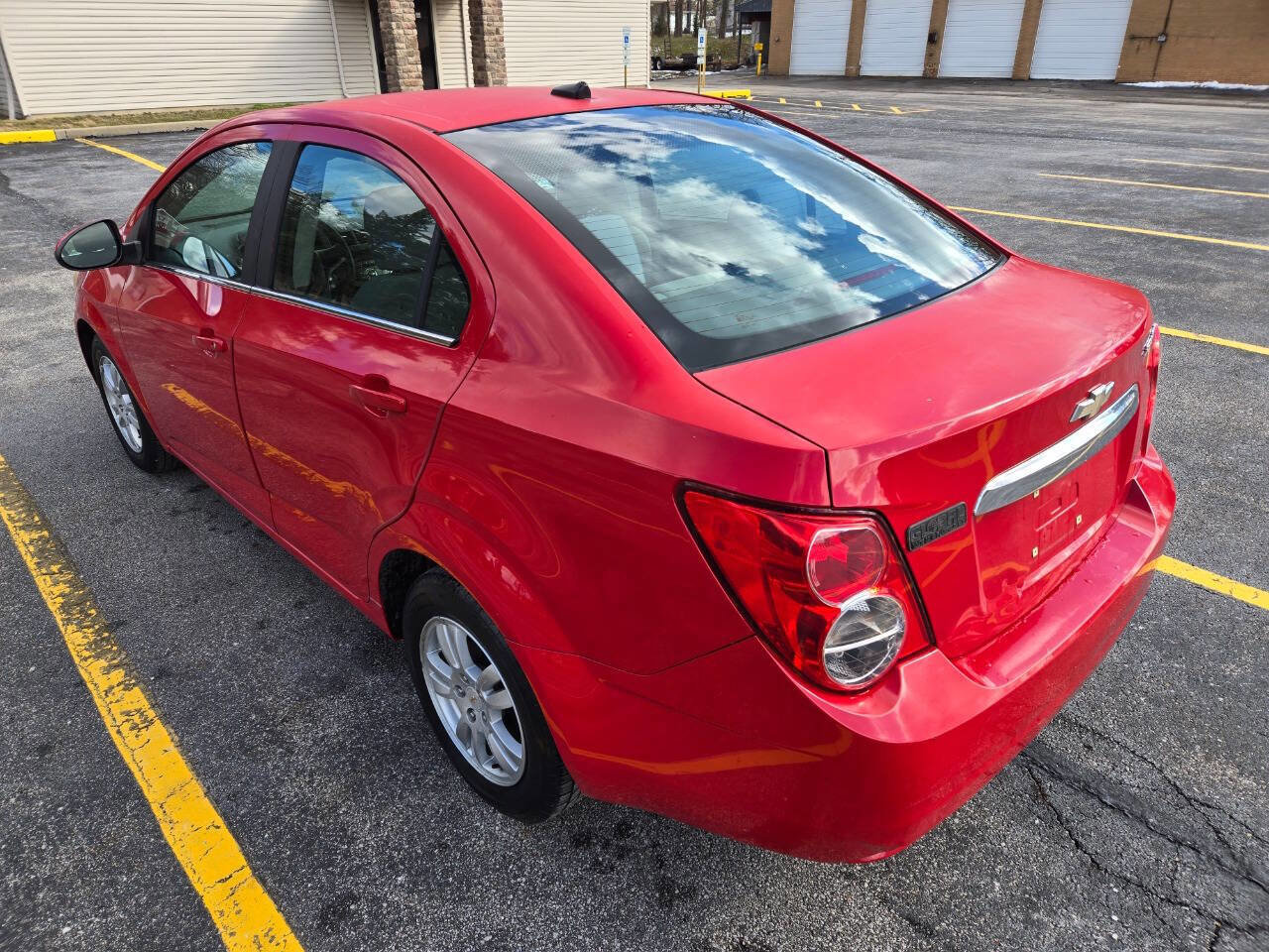 Used 2012 Chevrolet Sonic LT FWD image 6