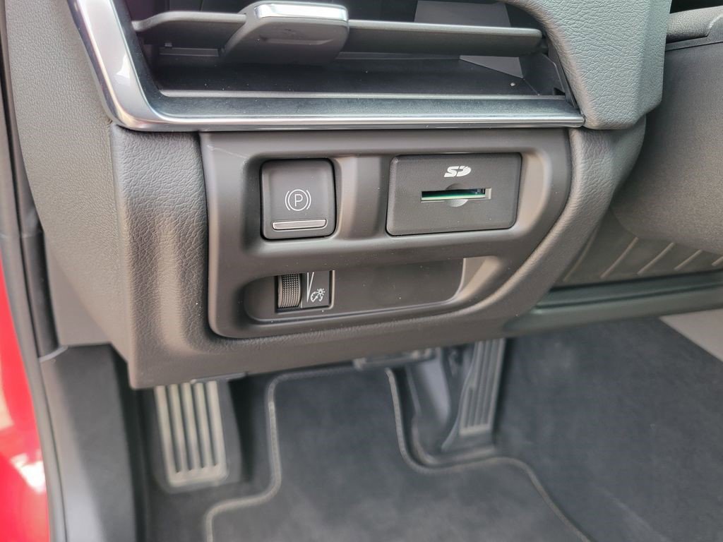 Certified 2025 Cadillac CT5 V AWD/4WD image 19