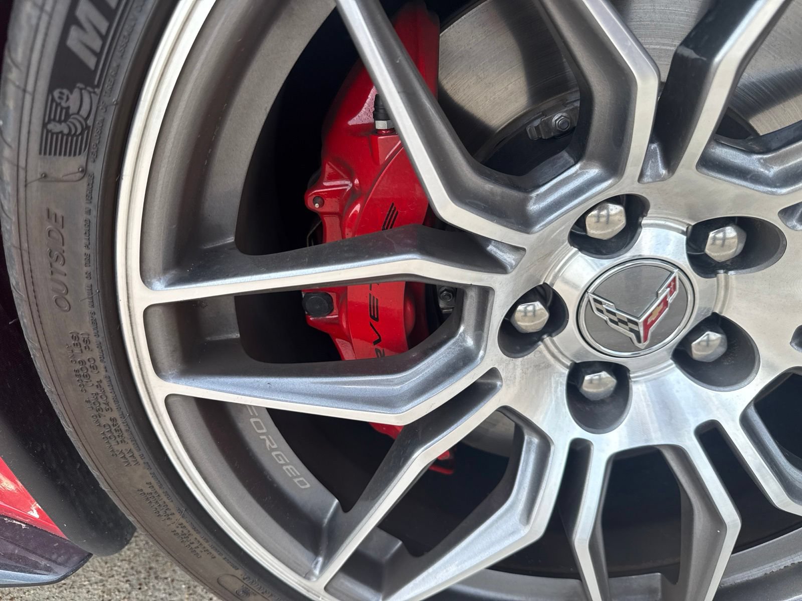 Used 2024 Chevrolet Corvette Z06 RWD image 6