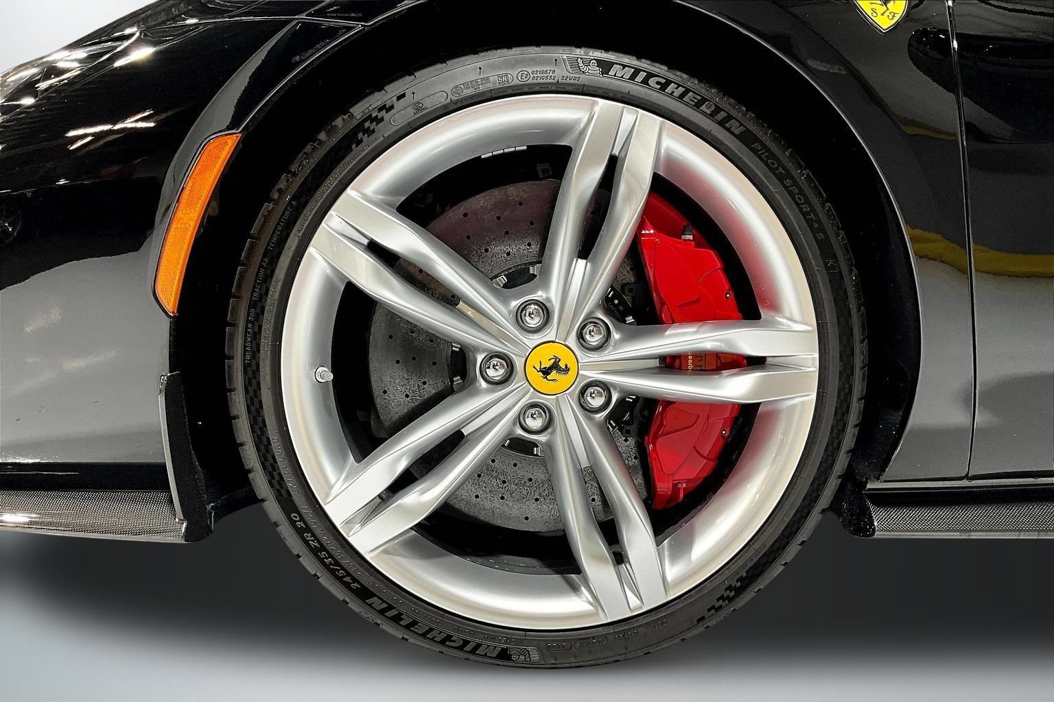 Used 2022 Ferrari 296 GTB RWD image 28