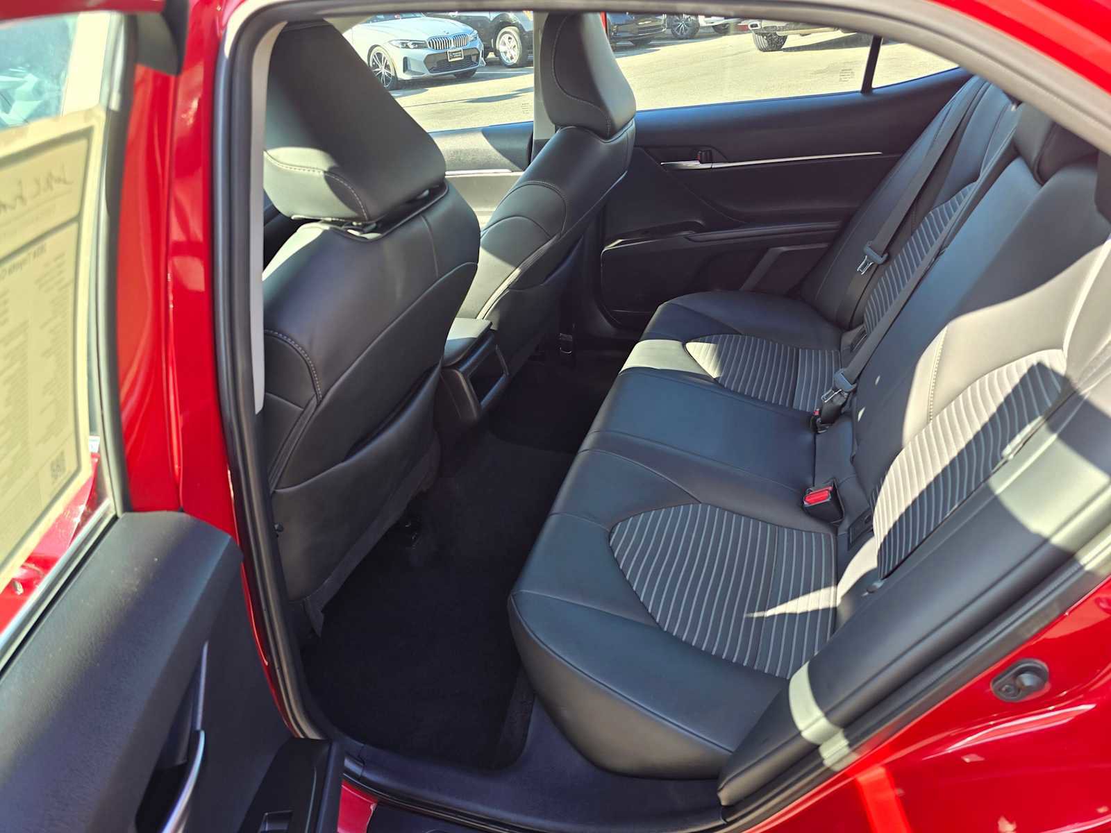 Used 2024 Toyota Camry SE image 16