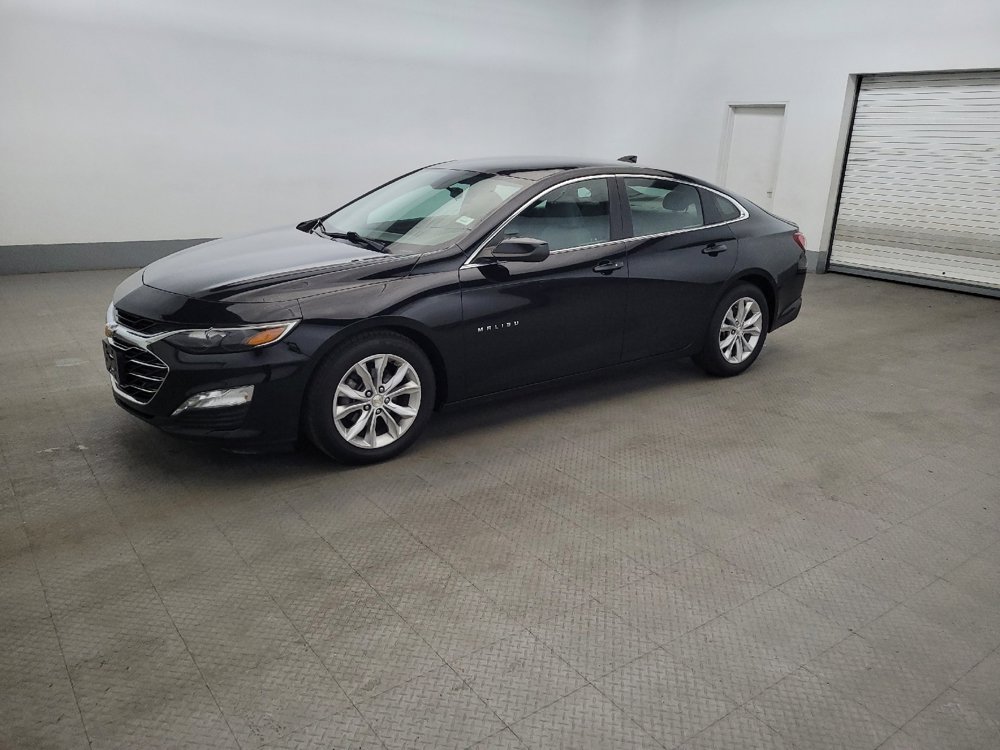Used 2019 Chevrolet Malibu LT FWD image 2