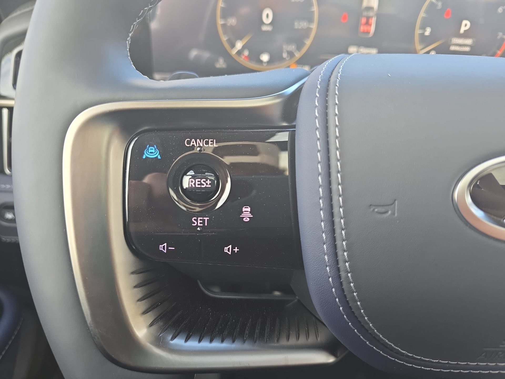 New 2026 INFINITI QX80 4WD image 17