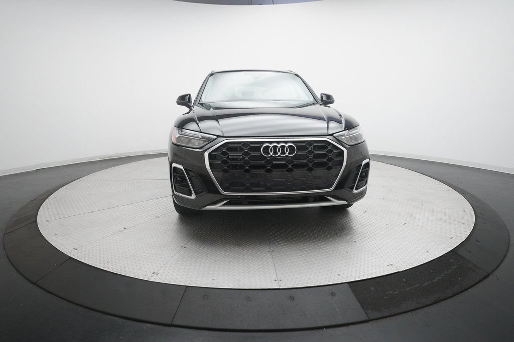 New 2025 Audi Q5 e Premium Plus AWD/4WD image 11