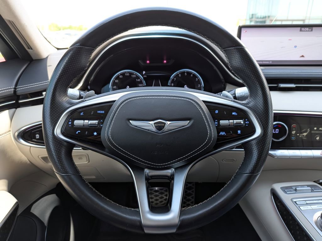 Used 2022 Genesis GV70 3.5T Sport w/ Sport Prestige Package AWD/4WD image 15