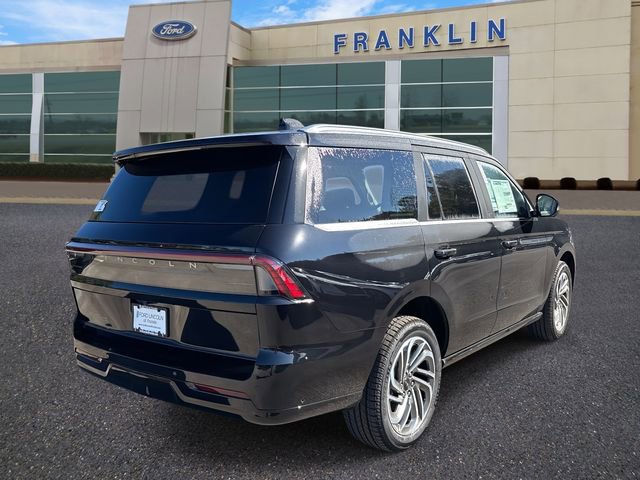 New 2025 Lincoln Navigator Reserve image 7