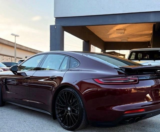 Used 2020 Porsche Panamera 4 AWD/4WD image 3