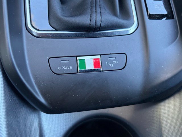 Used 2024 Alfa Romeo Tonale Veloce AWD/4WD image 32