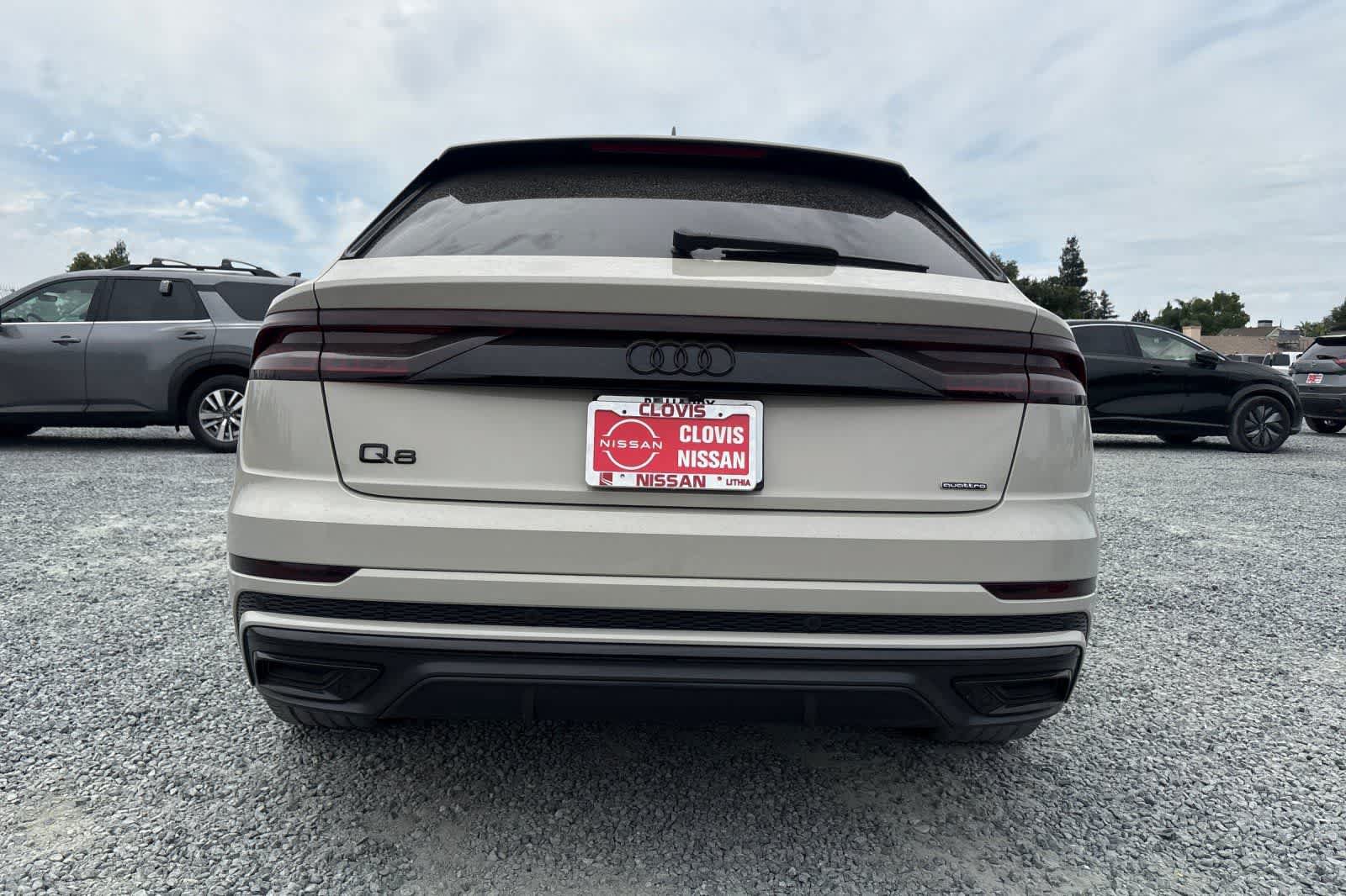Used 2023 Audi Q8 Prestige w/ Prestige Package AWD/4WD image 8