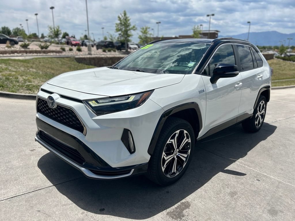 Used 2022 Toyota RAV4 XSE AWD/4WD image 3