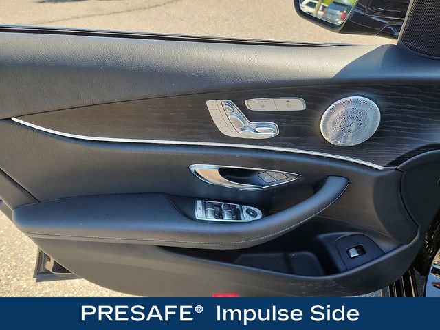 Used 2019 Mercedes-Benz E 300 4MATIC image 16