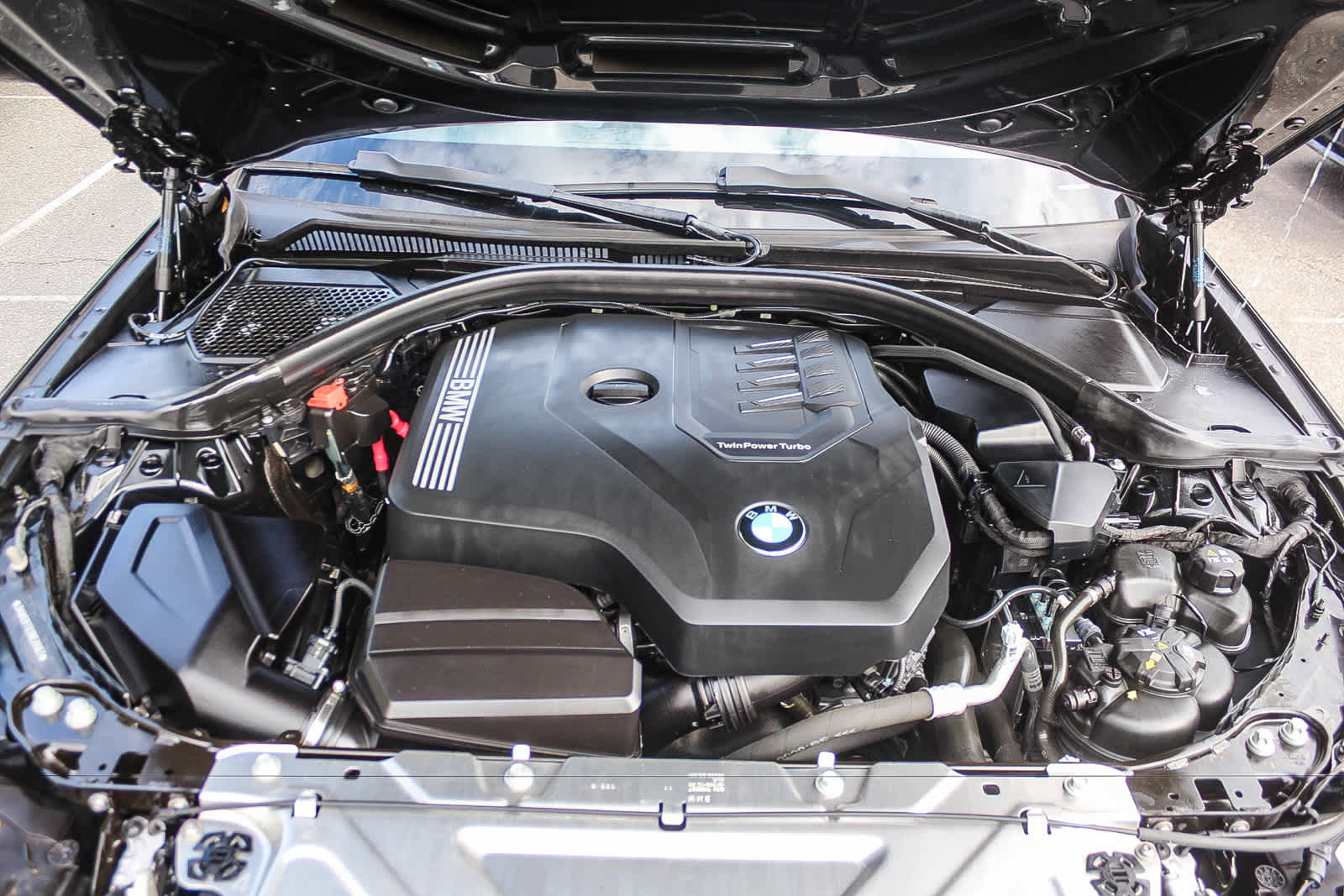 Used 2024 BMW 330i Sedan w/ Convenience Package RWD image 36
