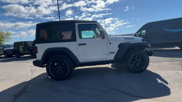 Used 2023 Jeep Wrangler Sport AWD/4WD image 9