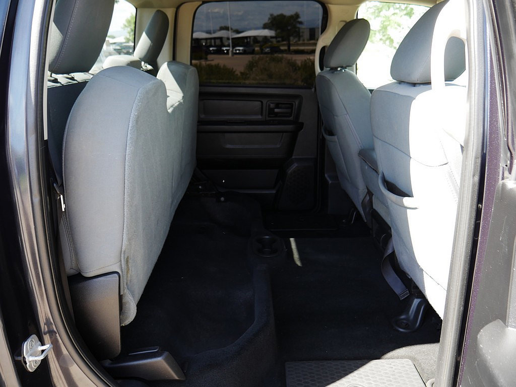 Used 2013 RAM 1500 ST w/ SXT Appearance Group AWD/4WD image 40