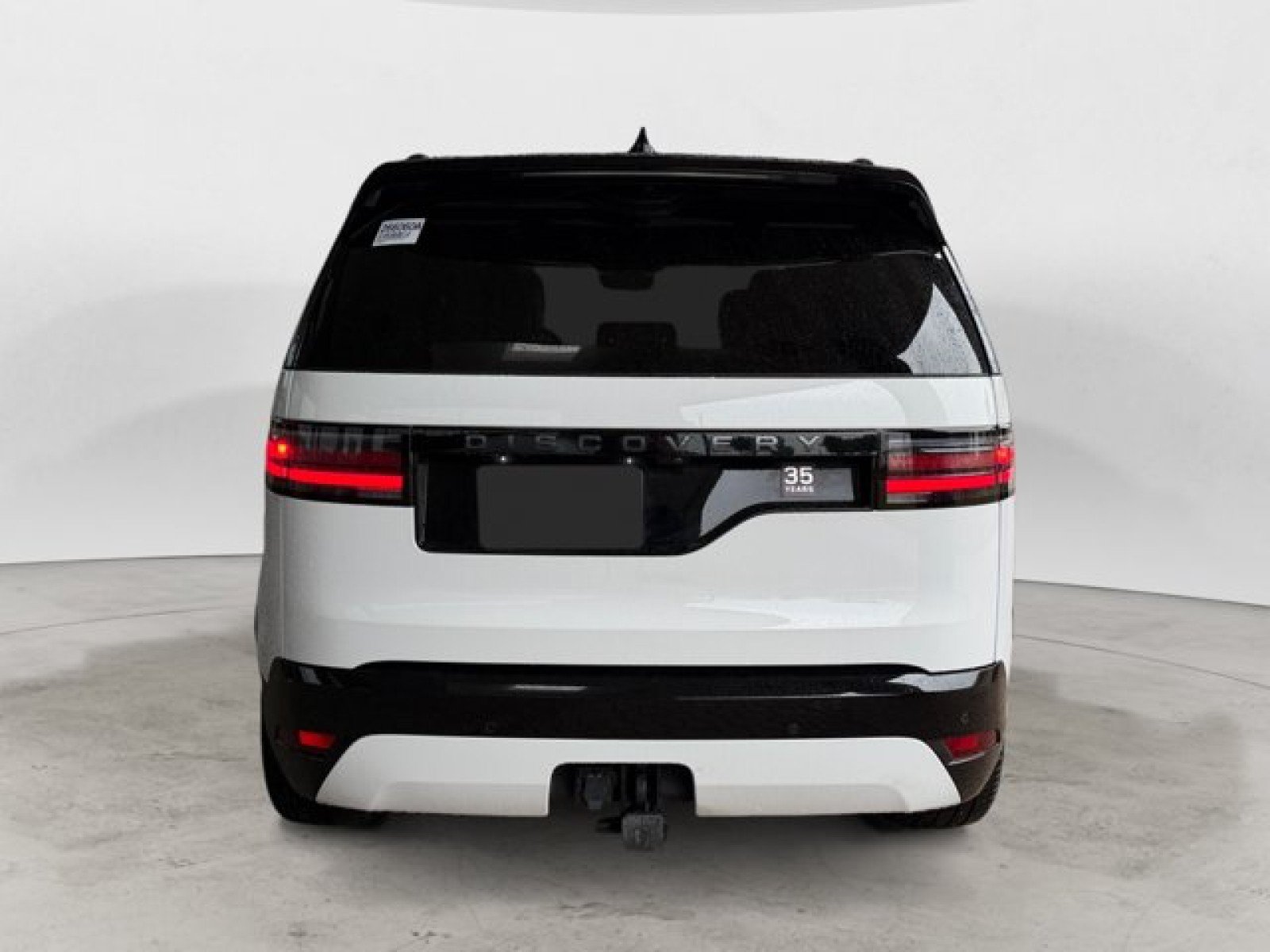 Certified 2025 Land Rover Discovery Dynamic SE AWD/4WD image 5