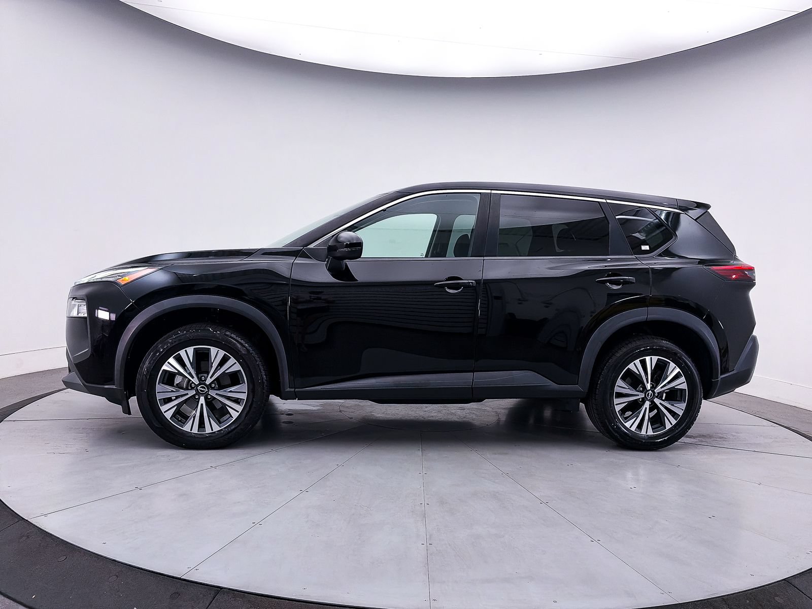 Used 2022 Nissan Rogue SV FWD image 39