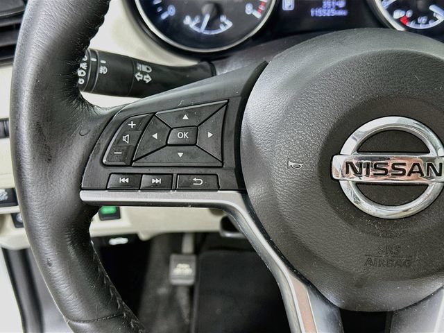 Used 2018 Nissan Rogue Sport SV w/ SV Technology Package AWD/4WD image 21
