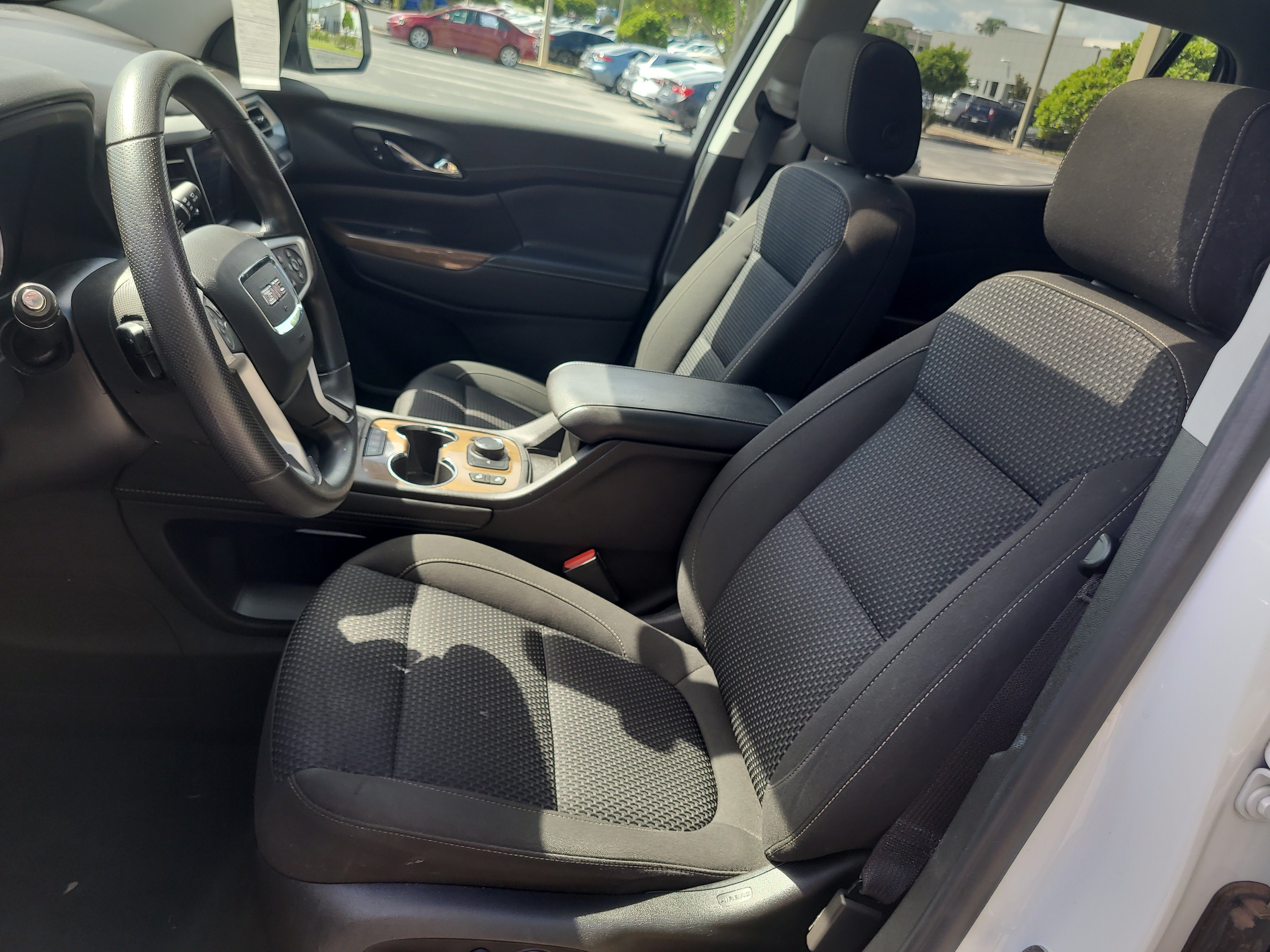 Used 2023 GMC Acadia SLE w/ Driver Convenience Package FWD image 20