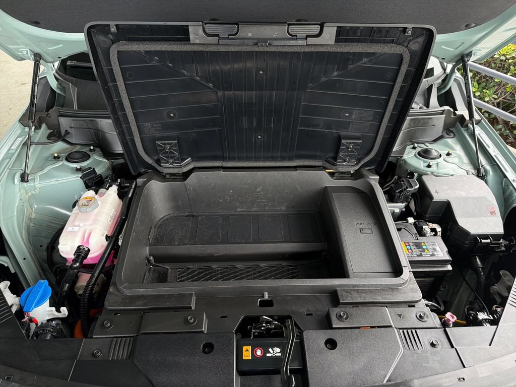 Used 2024 Hyundai Kona Limited FWD image 29