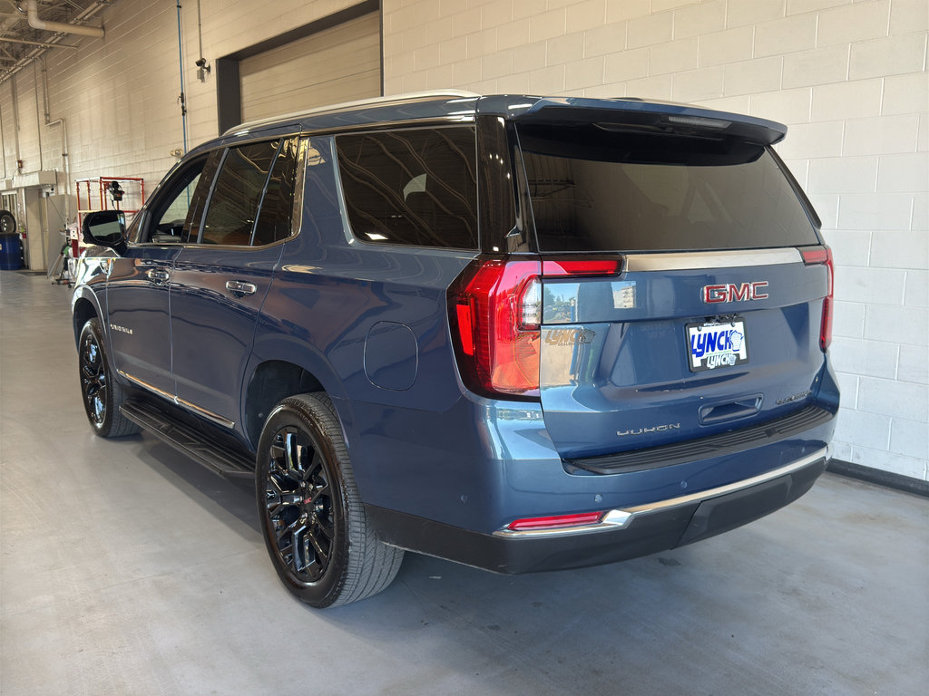 Used 2025 GMC Yukon Elevation w/ Elevation Premium Package AWD/4WD image 3