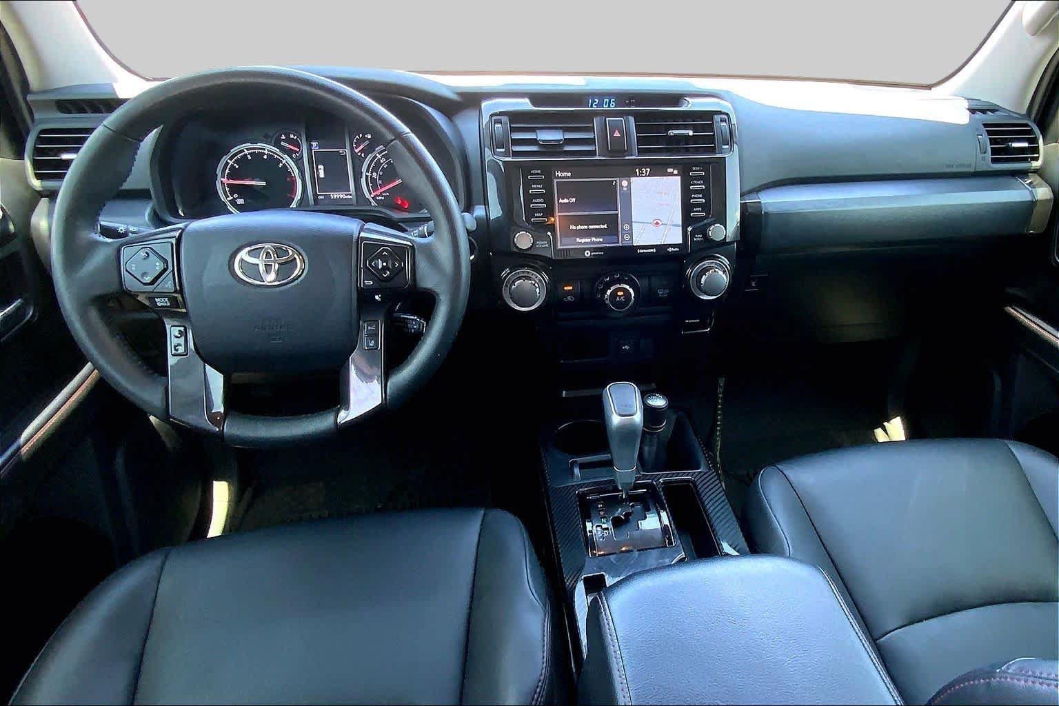 Used 2022 Toyota 4Runner TRD Off-Road Premium AWD/4WD image 16