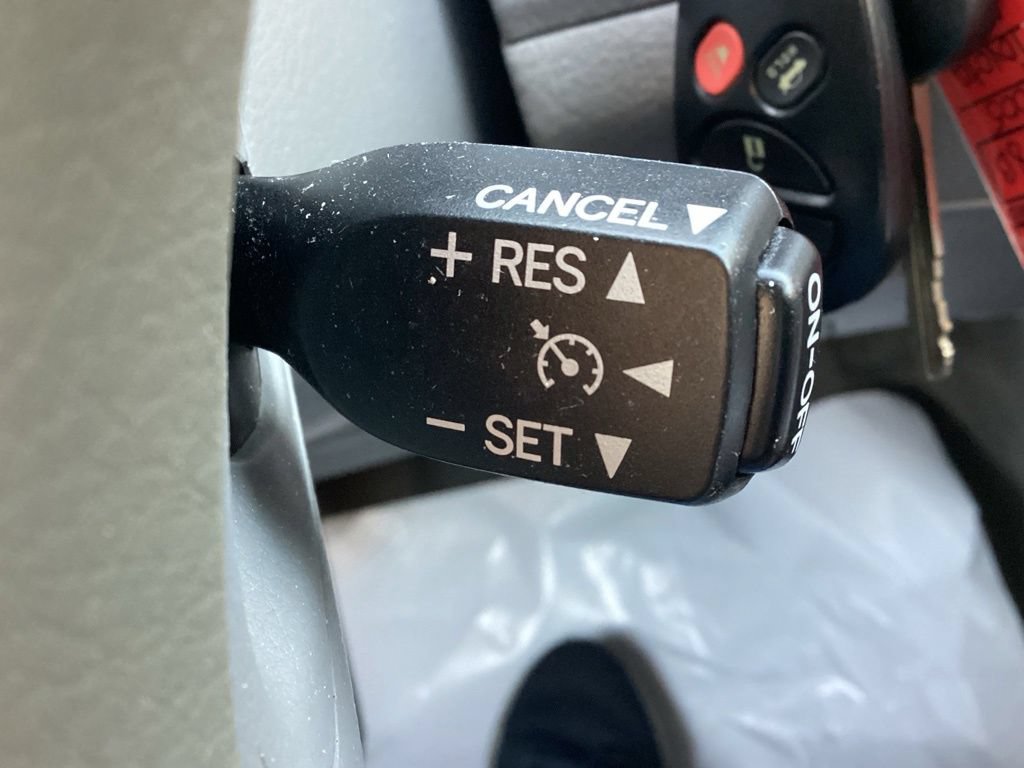 Used 2005 Toyota Avalon FWD image 23