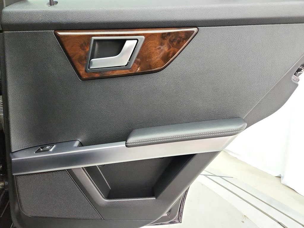 Used 2014 Mercedes-Benz GLK 350 4MATIC image 25