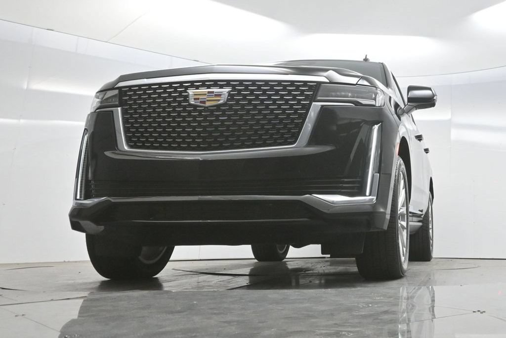 Used 2023 Cadillac Escalade Premium Luxury w/ Performance Package AWD/4WD image 61