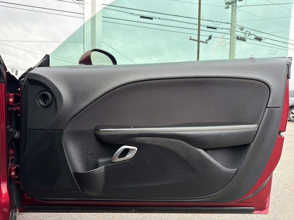 Used 2018 Dodge Challenger SXT image 15