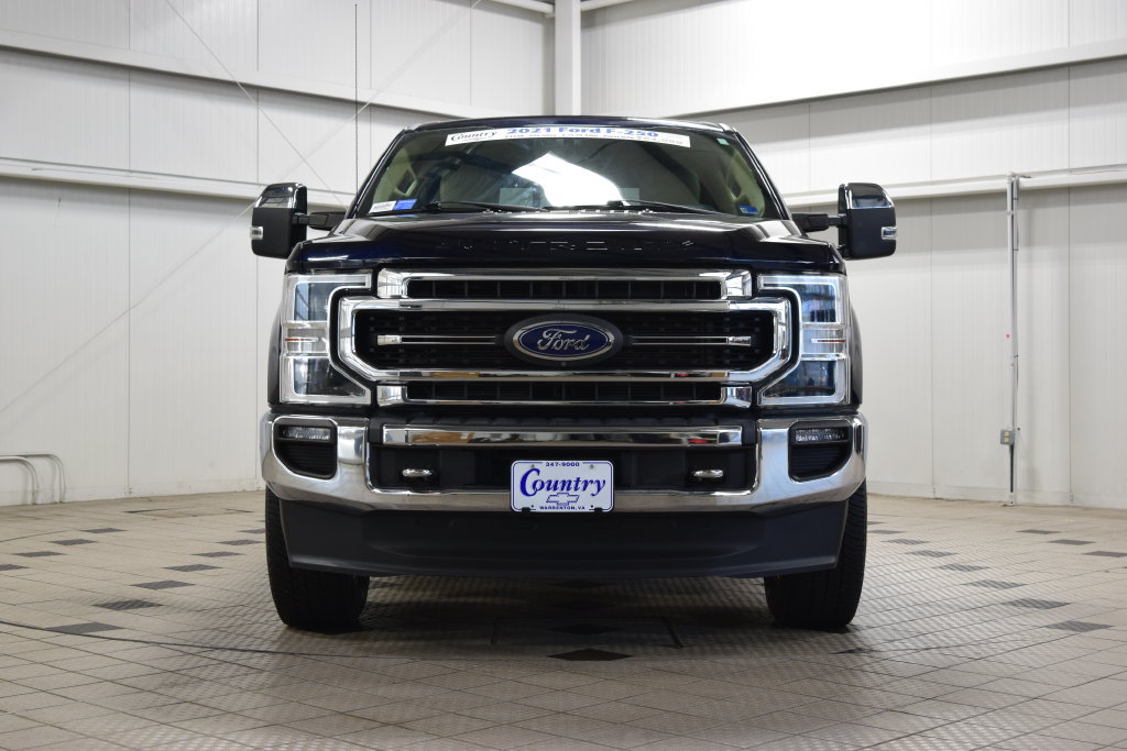 Used 2021 Ford F250 Lariat w/ Lariat Ultimate Package AWD/4WD image 2