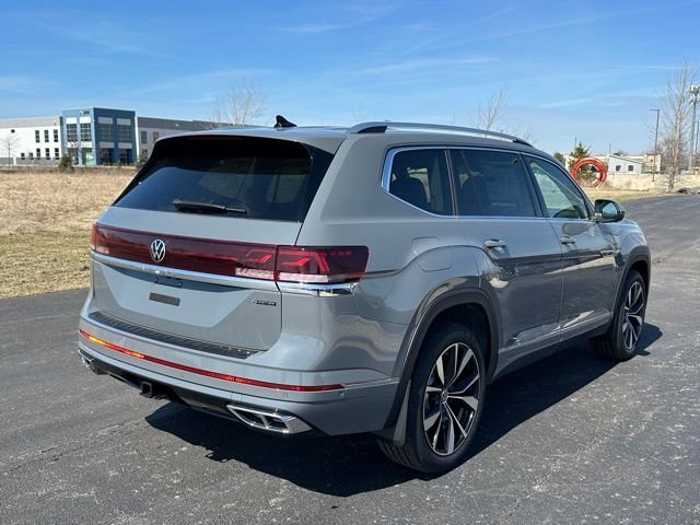 New 2026 Volkswagen Atlas SEL Premium R-Line AWD/4WD image 6