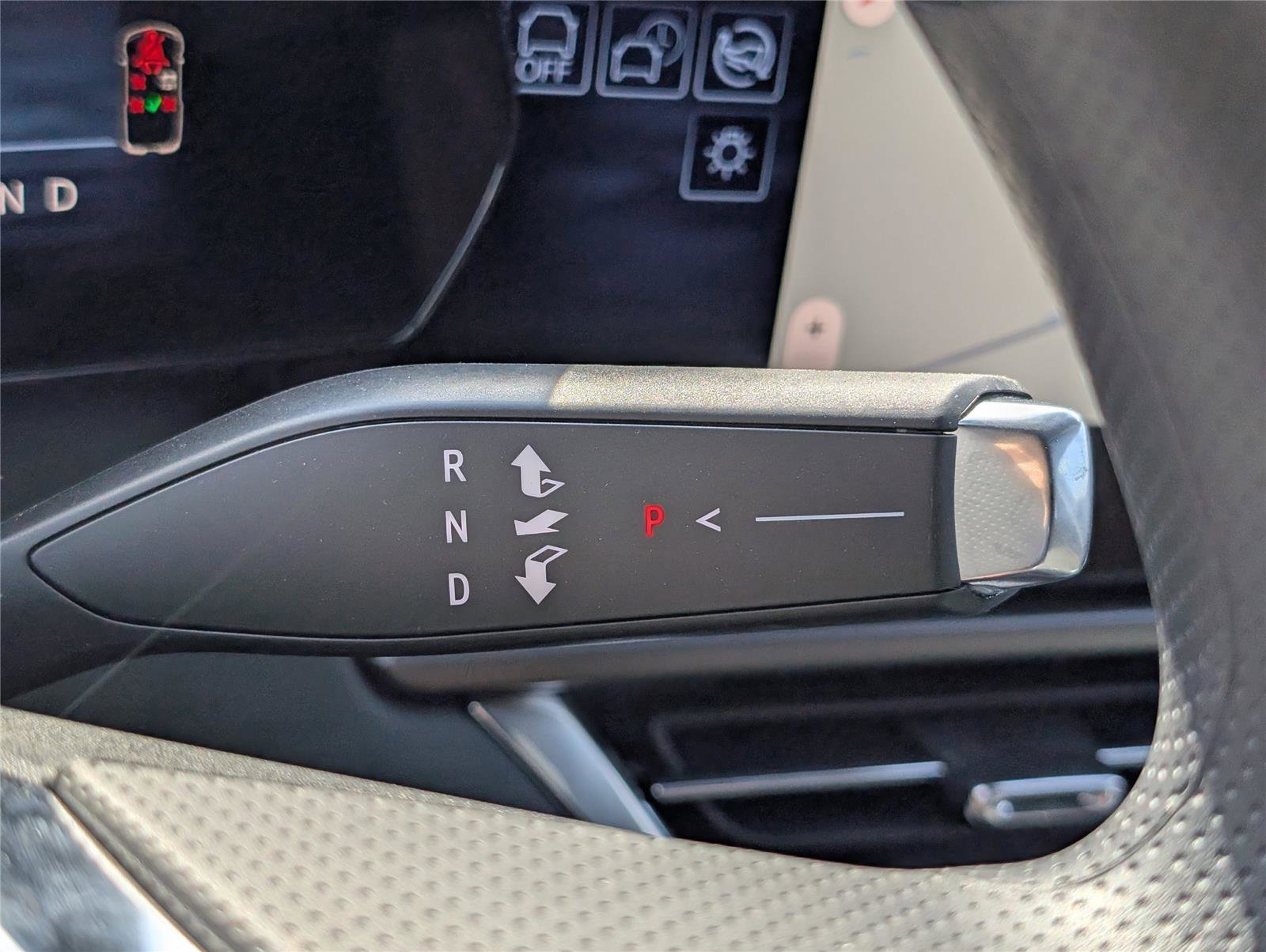 New 2026 Chevrolet Equinox EV LT image 25